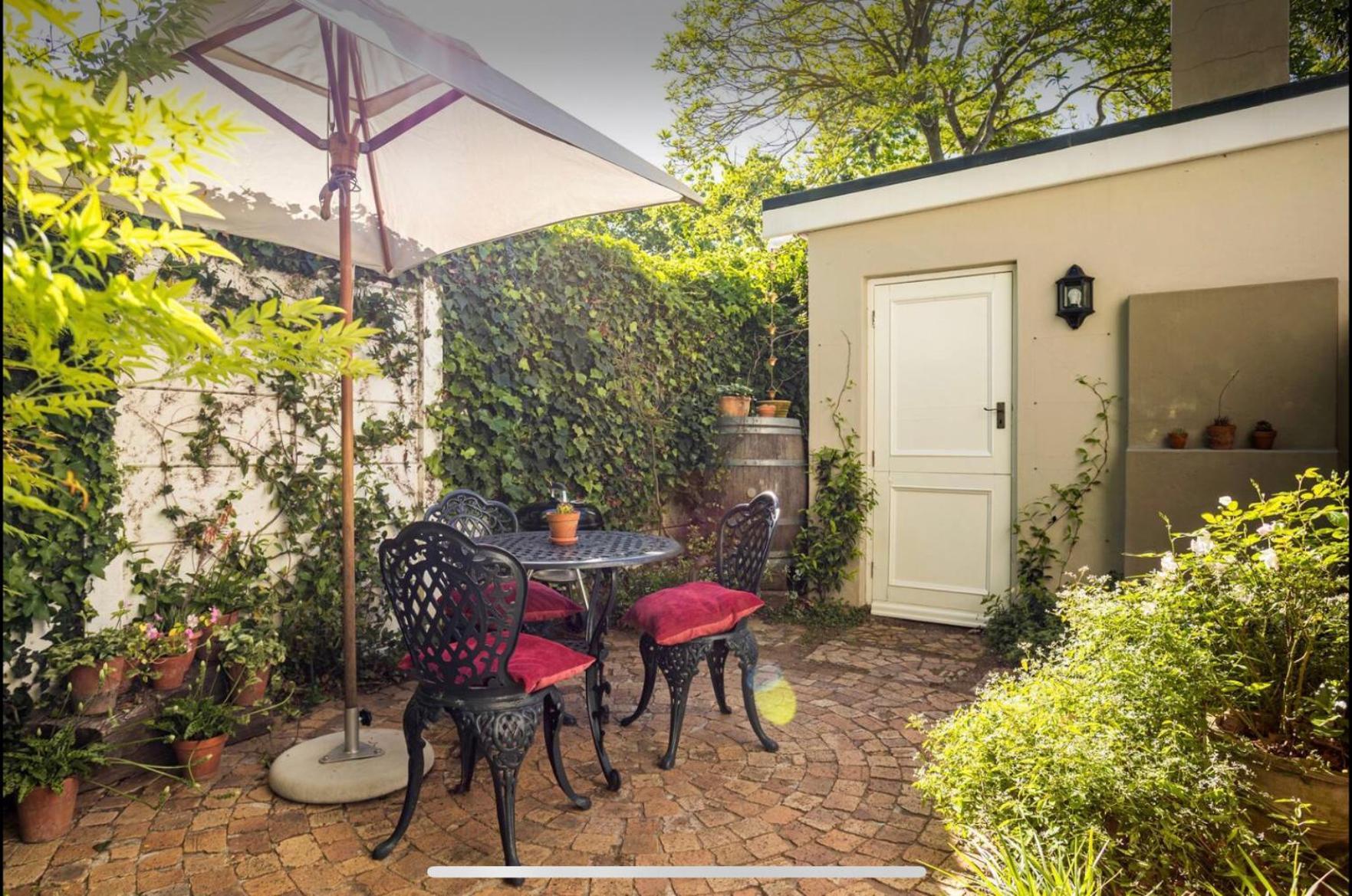 Guest Suite - Leafy Constantia Guest House Cape Town Exterior photo